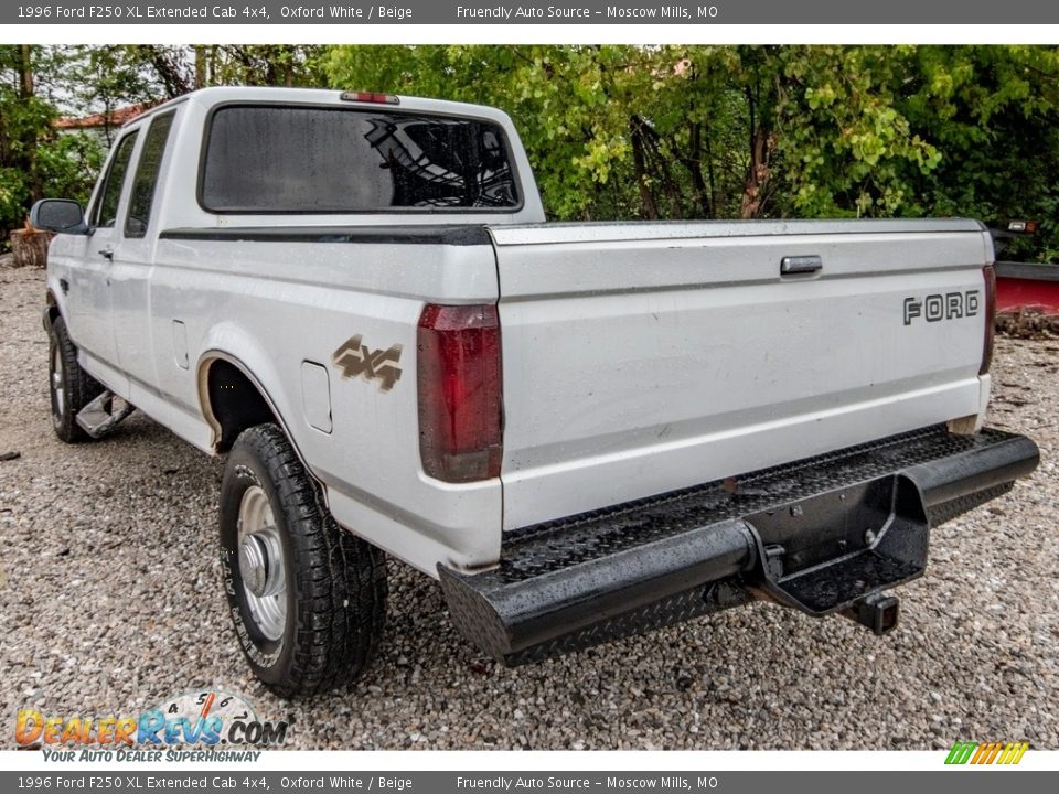 1996 Ford F250 XL Extended Cab 4x4 Oxford White / Beige Photo #6