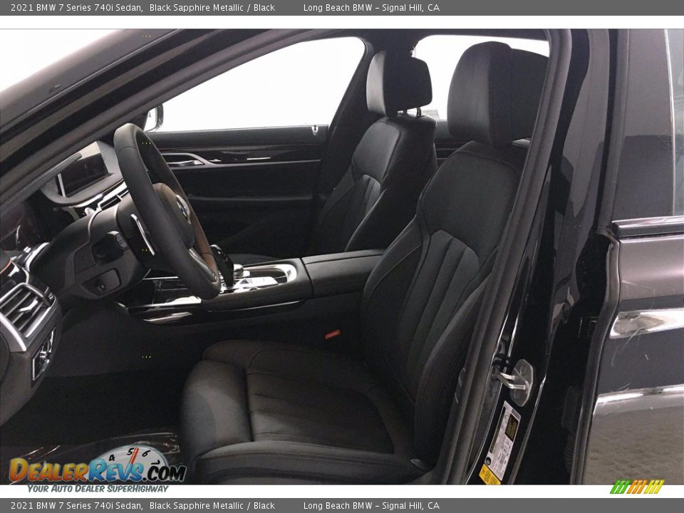 Front Seat of 2021 BMW 7 Series 740i Sedan Photo #9