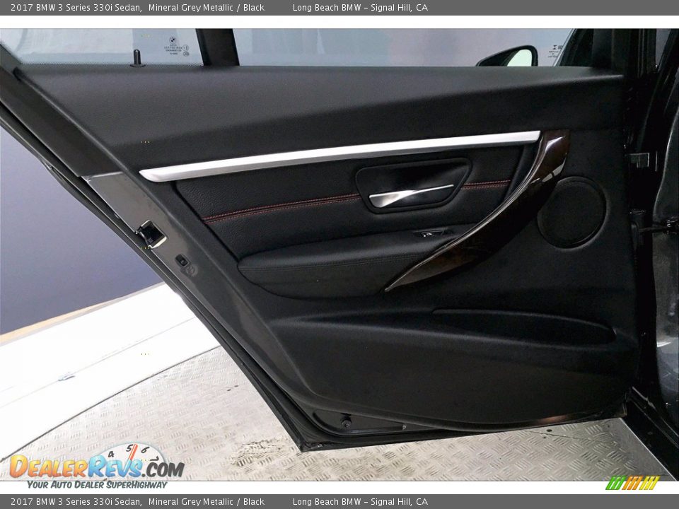 2017 BMW 3 Series 330i Sedan Mineral Grey Metallic / Black Photo #25