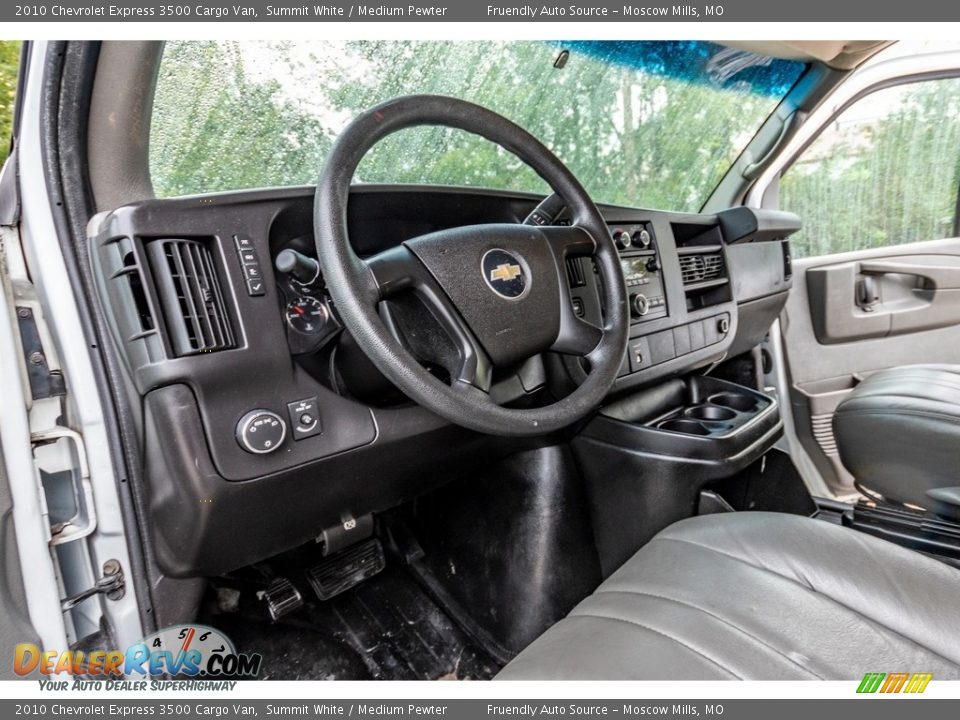 2010 Chevrolet Express 3500 Cargo Van Summit White / Medium Pewter Photo #19