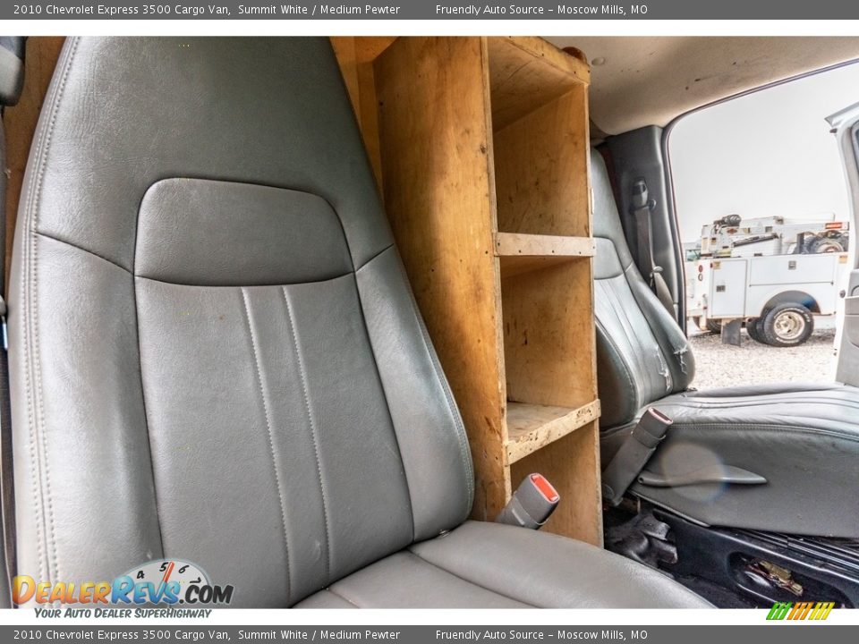 2010 Chevrolet Express 3500 Cargo Van Summit White / Medium Pewter Photo #32