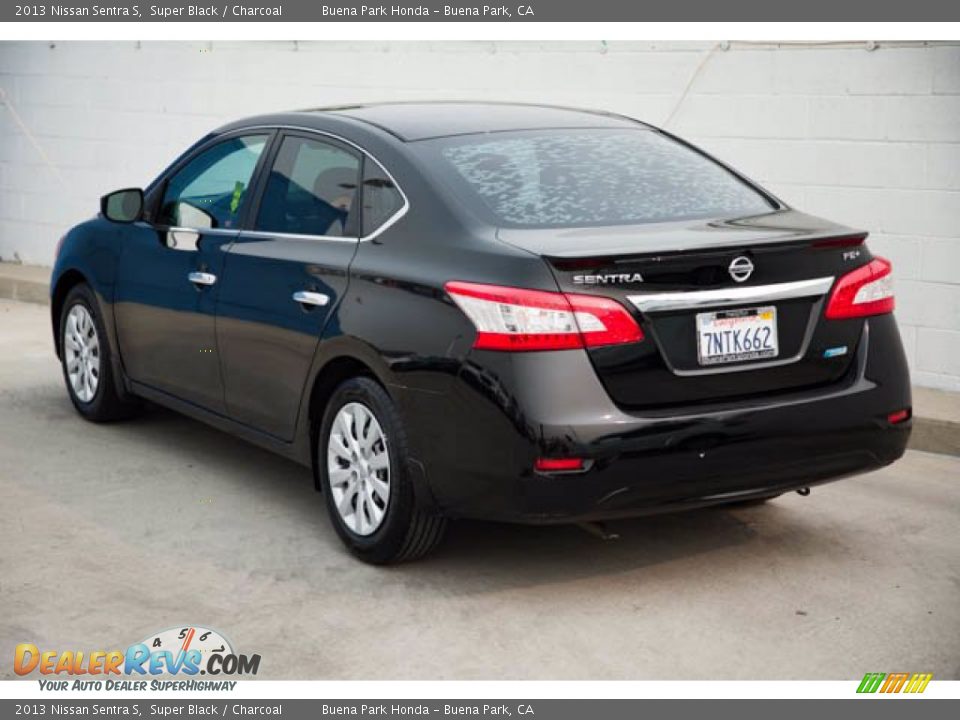 2013 Nissan Sentra S Super Black / Charcoal Photo #2