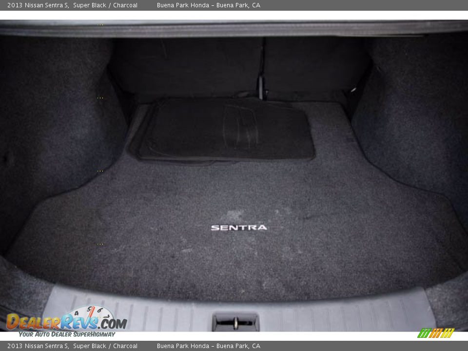 2013 Nissan Sentra S Super Black / Charcoal Photo #18
