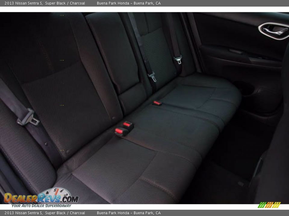 2013 Nissan Sentra S Super Black / Charcoal Photo #20