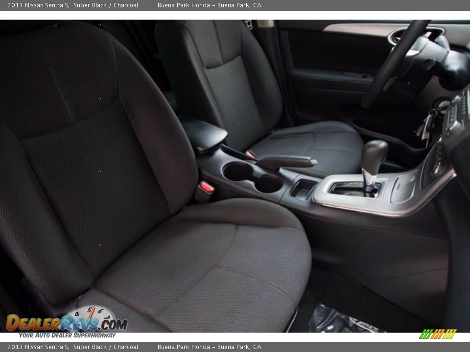 2013 Nissan Sentra S Super Black / Charcoal Photo #22
