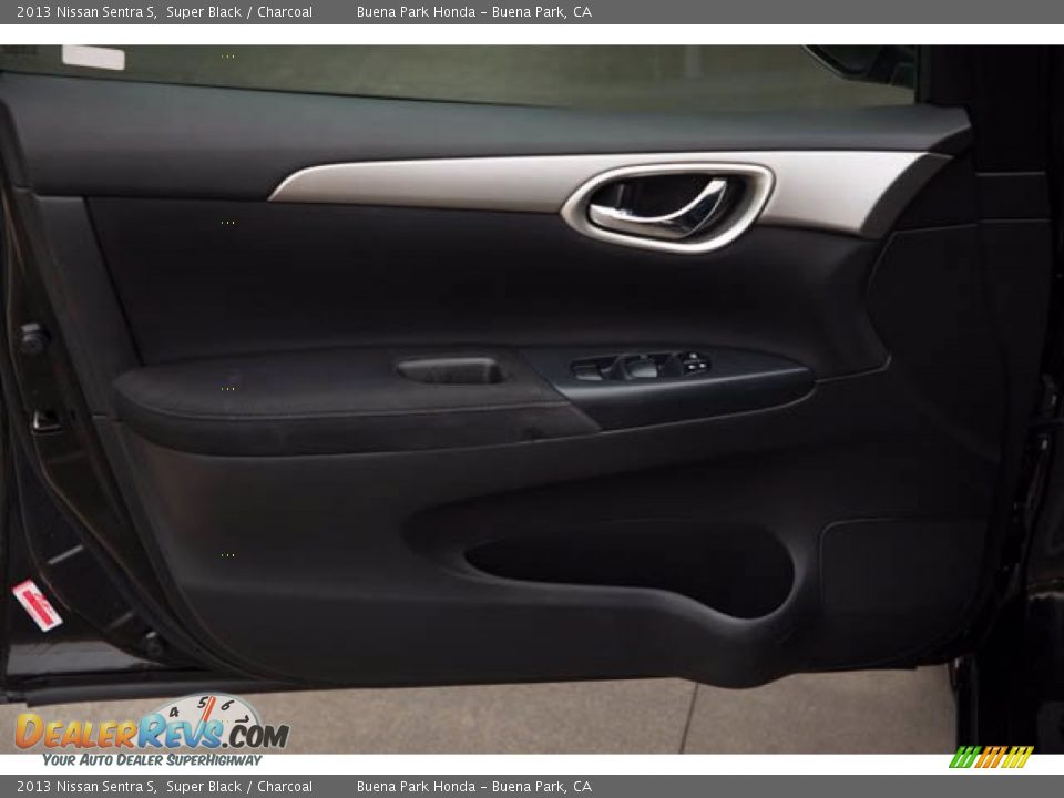 2013 Nissan Sentra S Super Black / Charcoal Photo #24