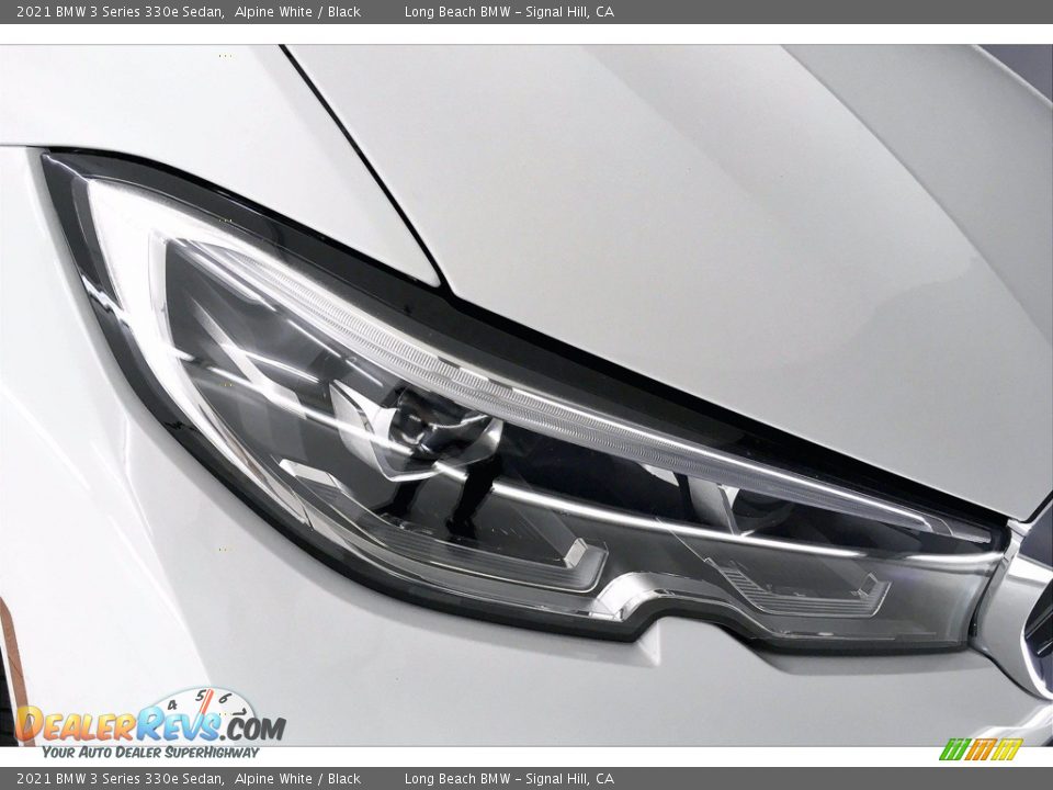 2021 BMW 3 Series 330e Sedan Alpine White / Black Photo #14
