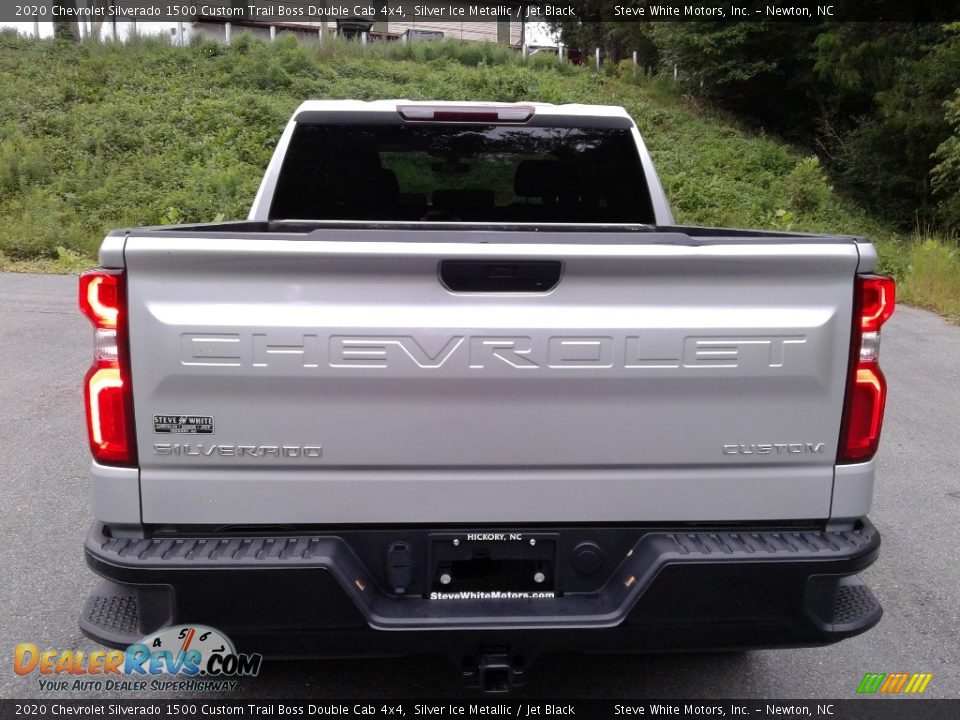 2020 Chevrolet Silverado 1500 Custom Trail Boss Double Cab 4x4 Silver Ice Metallic / Jet Black Photo #8