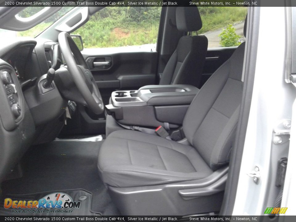 2020 Chevrolet Silverado 1500 Custom Trail Boss Double Cab 4x4 Silver Ice Metallic / Jet Black Photo #12