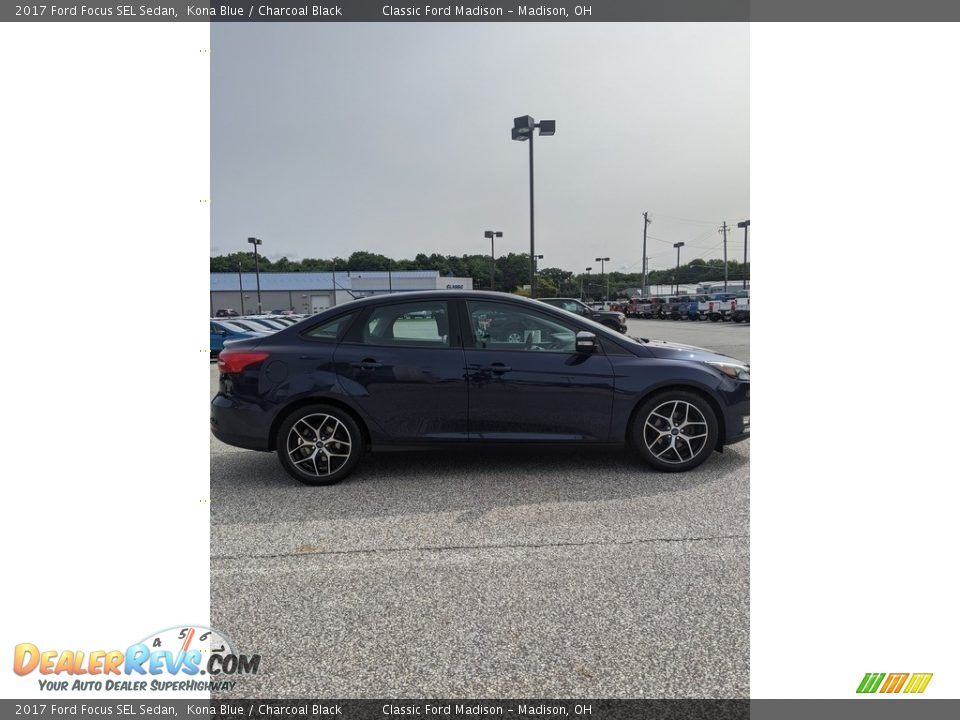 2017 Ford Focus SEL Sedan Kona Blue / Charcoal Black Photo #4
