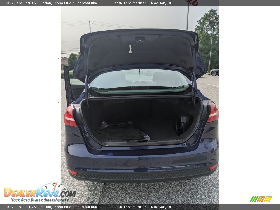 2017 Ford Focus SEL Sedan Kona Blue / Charcoal Black Photo #14