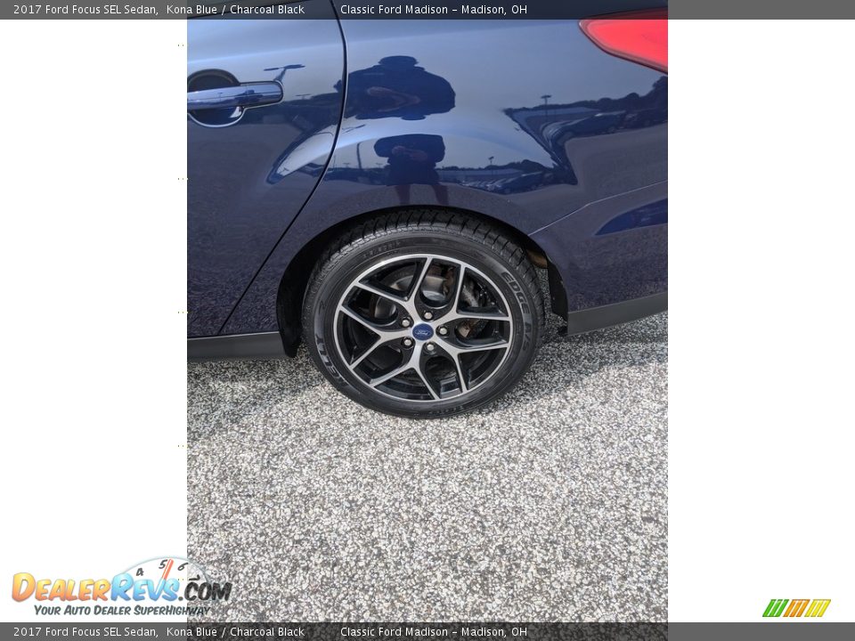 2017 Ford Focus SEL Sedan Kona Blue / Charcoal Black Photo #15