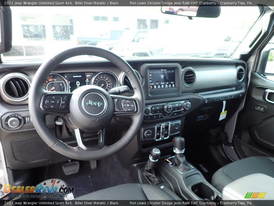 Dashboard of 2021 Jeep Wrangler Unlimited Sport 4x4 Photo #15