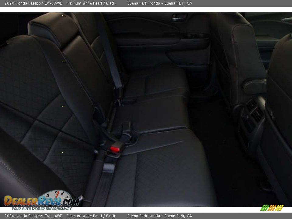 2020 Honda Passport EX-L AWD Platinum White Pearl / Black Photo #28