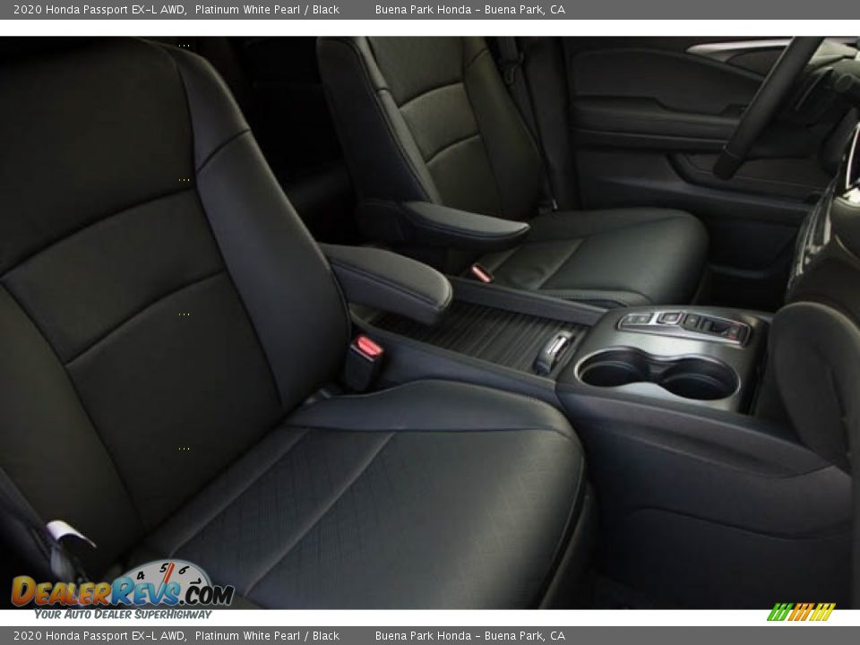 2020 Honda Passport EX-L AWD Platinum White Pearl / Black Photo #31