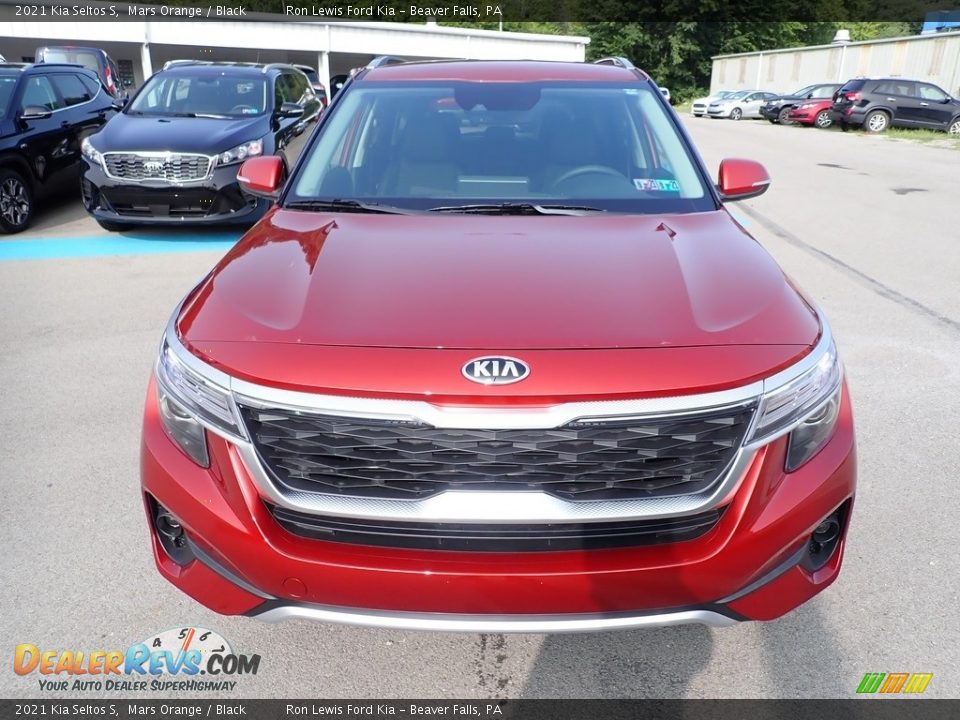 2021 Kia Seltos S Mars Orange / Black Photo #4