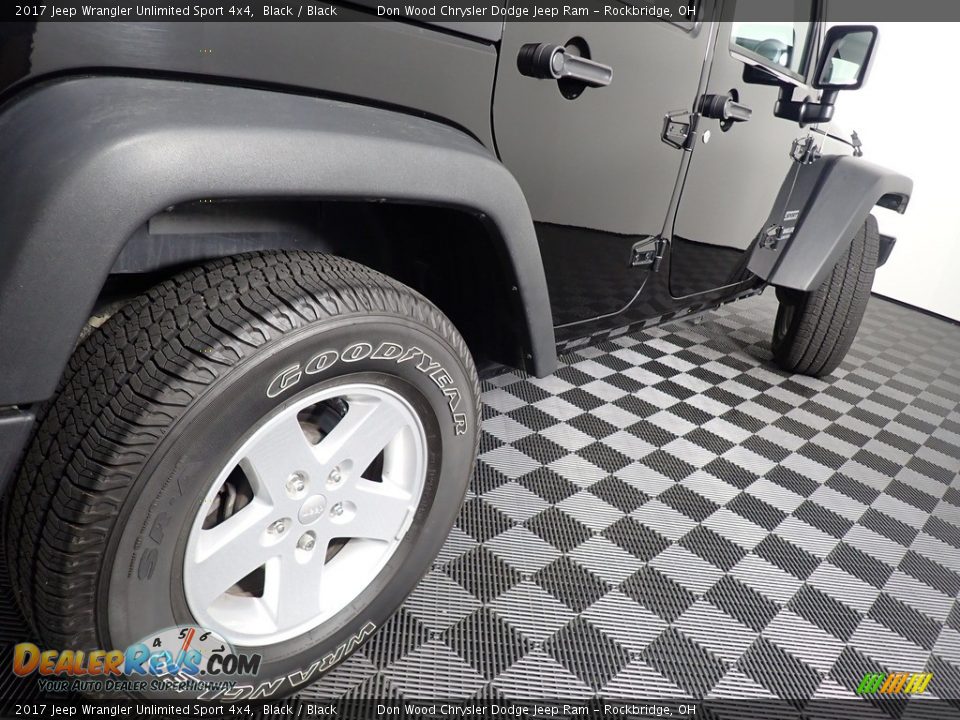 2017 Jeep Wrangler Unlimited Sport 4x4 Black / Black Photo #15
