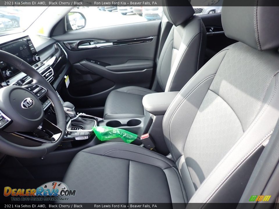 Front Seat of 2021 Kia Seltos EX AWD Photo #13