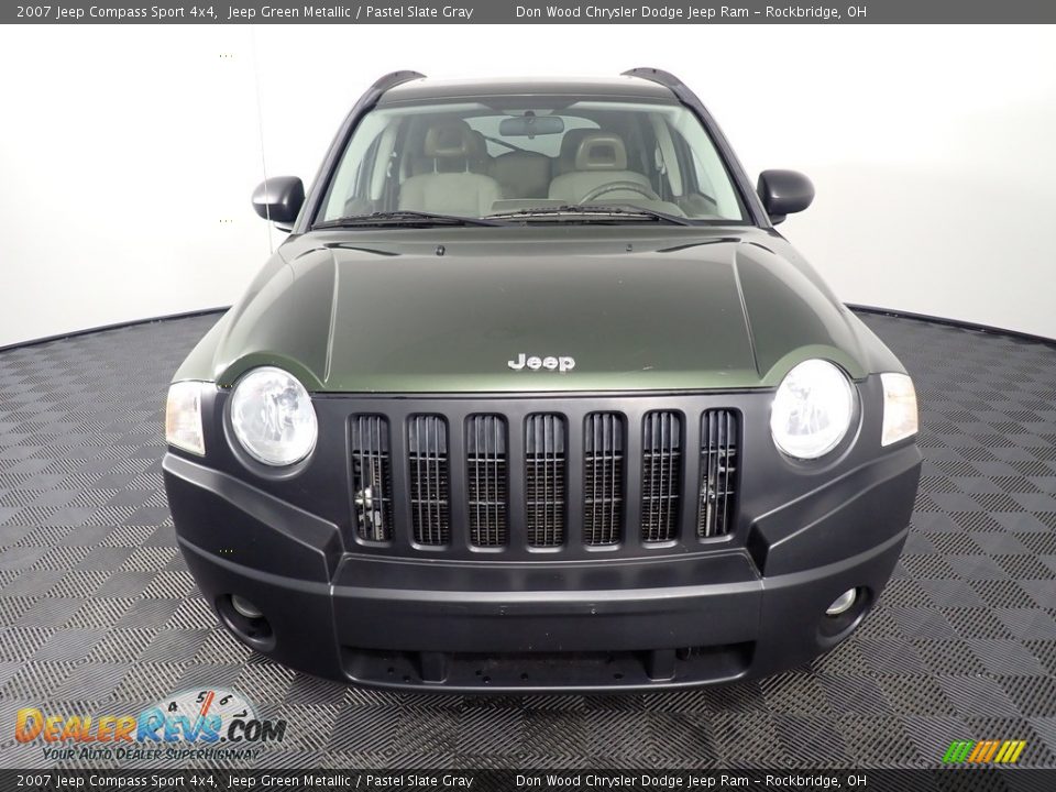 2007 Jeep Compass Sport 4x4 Jeep Green Metallic / Pastel Slate Gray Photo #5