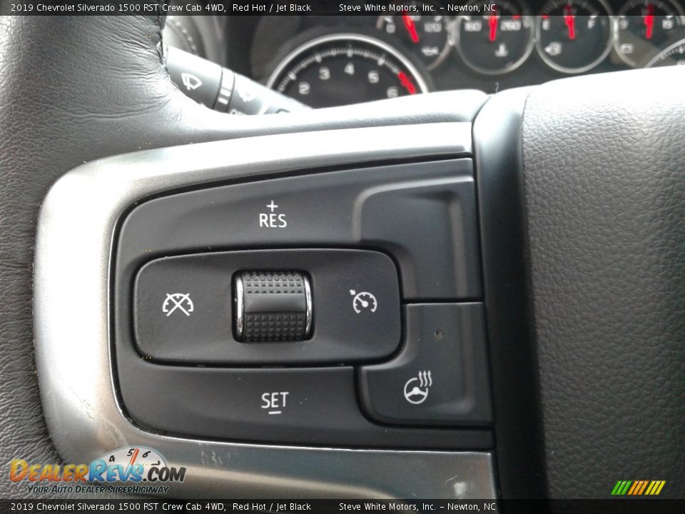 2019 Chevrolet Silverado 1500 RST Crew Cab 4WD Steering Wheel Photo #22