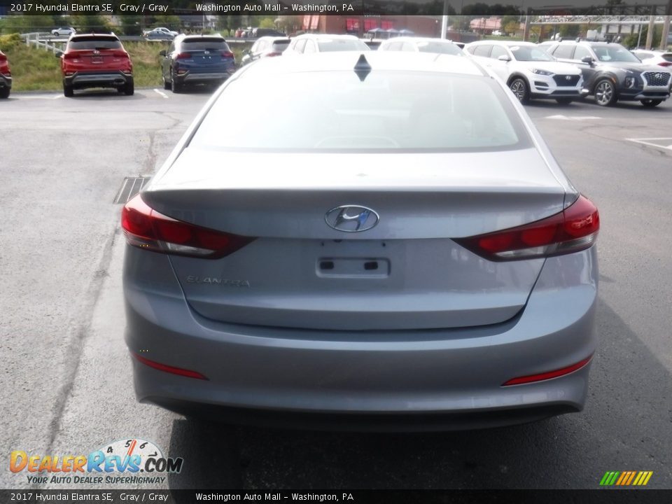 2017 Hyundai Elantra SE Gray / Gray Photo #7