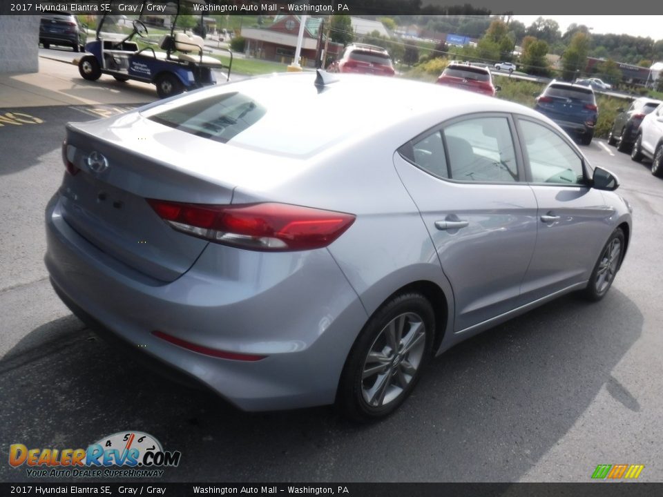 2017 Hyundai Elantra SE Gray / Gray Photo #8