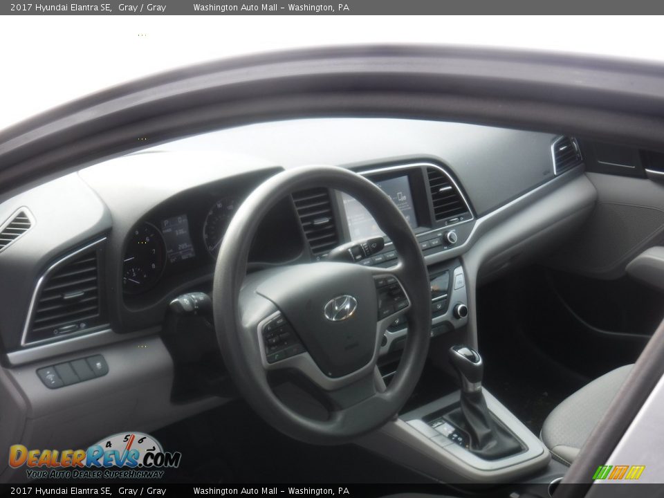 2017 Hyundai Elantra SE Gray / Gray Photo #9