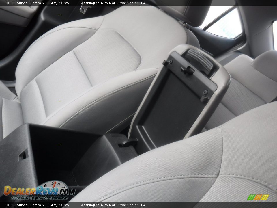 2017 Hyundai Elantra SE Gray / Gray Photo #22