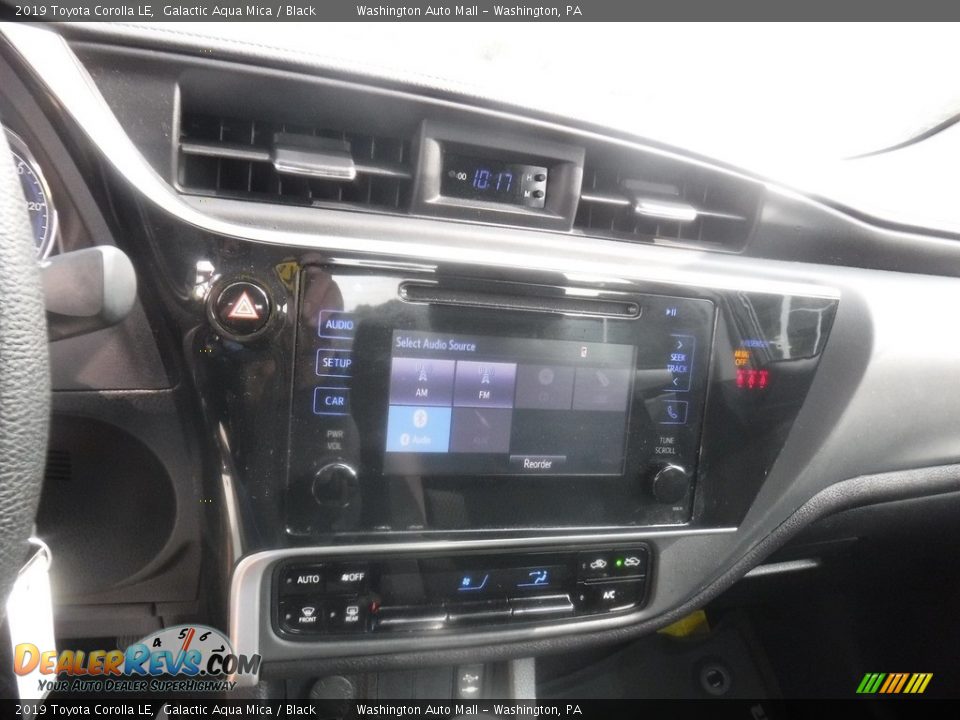 2019 Toyota Corolla LE Galactic Aqua Mica / Black Photo #3