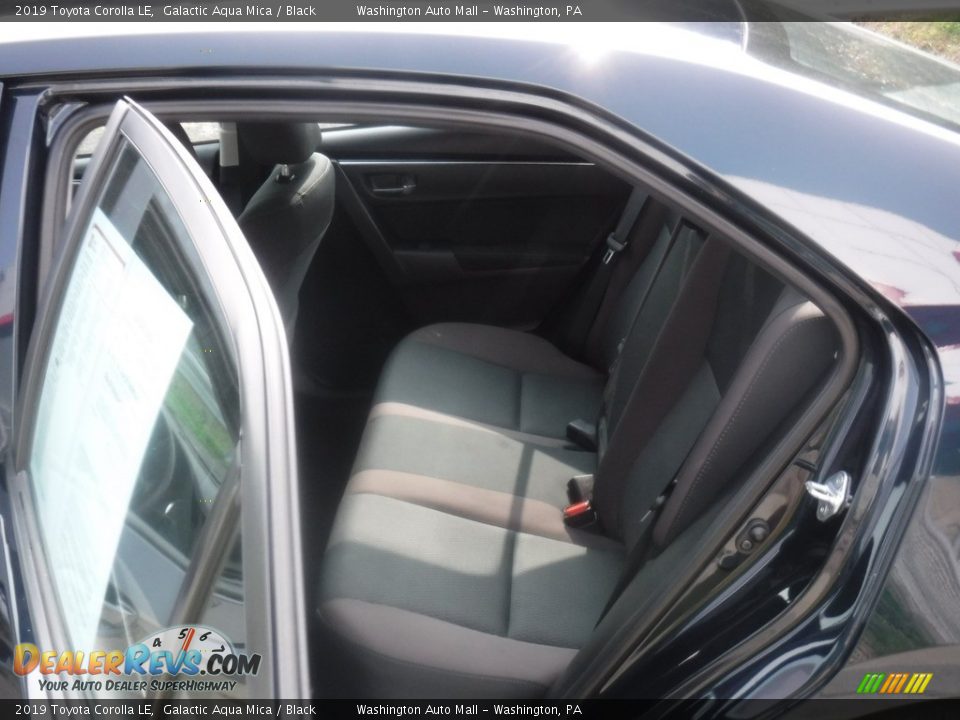 2019 Toyota Corolla LE Galactic Aqua Mica / Black Photo #22