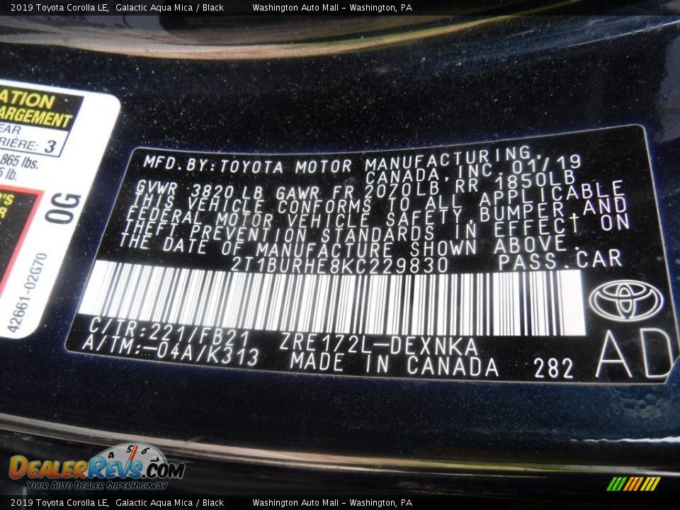 2019 Toyota Corolla LE Galactic Aqua Mica / Black Photo #24