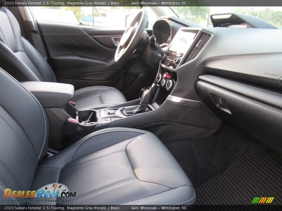 2020 Subaru Forester 2.5i Touring Magnetite Gray Metallic / Black Photo #11