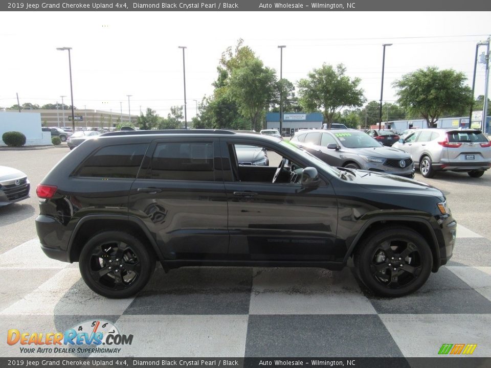 2019 Jeep Grand Cherokee Upland 4x4 Diamond Black Crystal Pearl / Black Photo #3