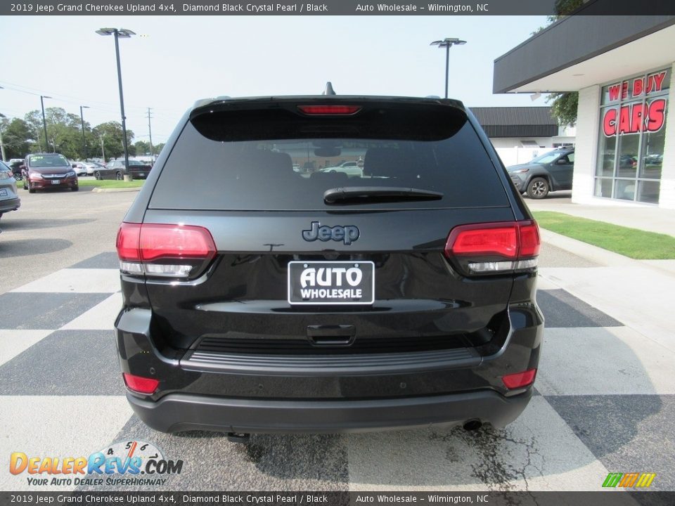 2019 Jeep Grand Cherokee Upland 4x4 Diamond Black Crystal Pearl / Black Photo #4