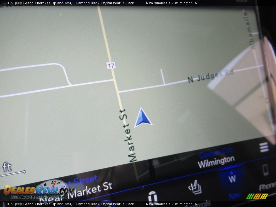 2019 Jeep Grand Cherokee Upland 4x4 Diamond Black Crystal Pearl / Black Photo #16