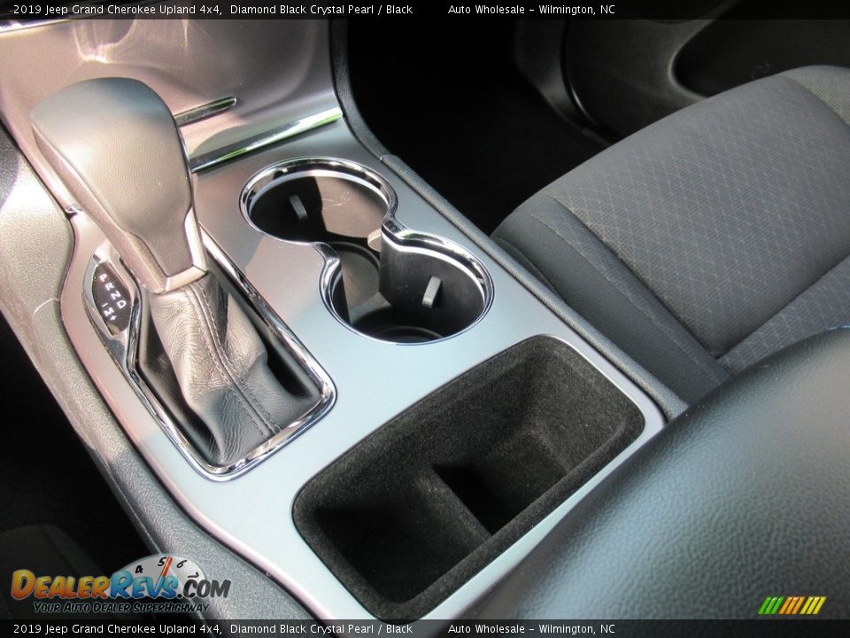 2019 Jeep Grand Cherokee Upland 4x4 Diamond Black Crystal Pearl / Black Photo #19