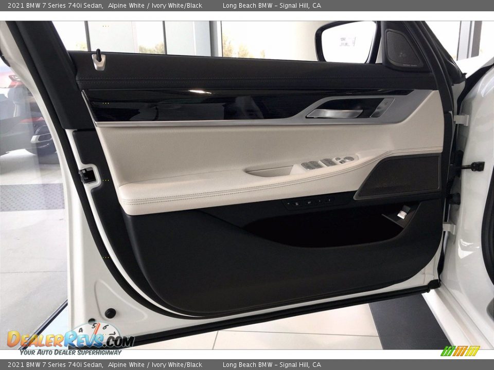 2021 BMW 7 Series 740i Sedan Alpine White / Ivory White/Black Photo #13