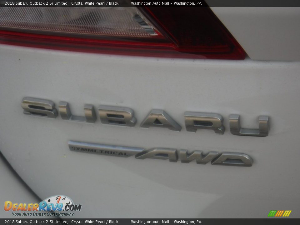 2018 Subaru Outback 2.5i Limited Crystal White Pearl / Black Photo #17