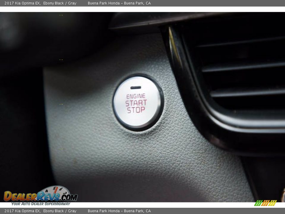 Controls of 2017 Kia Optima EX Photo #19