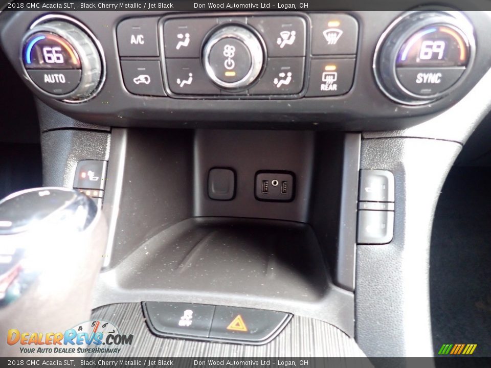 2018 GMC Acadia SLT Black Cherry Metallic / Jet Black Photo #32