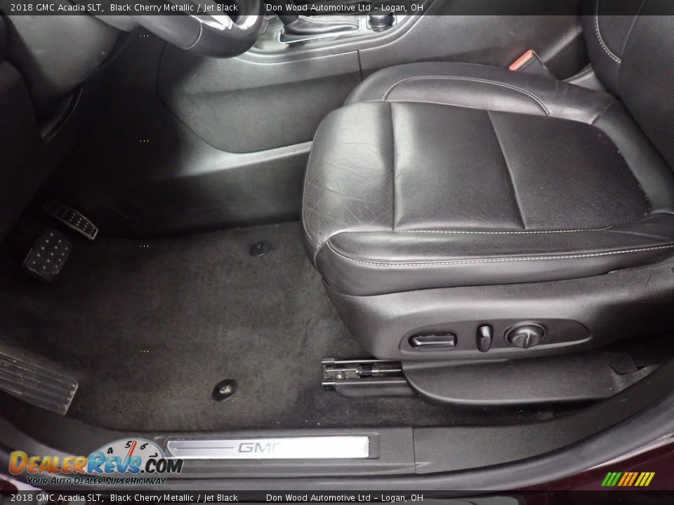 2018 GMC Acadia SLT Black Cherry Metallic / Jet Black Photo #35