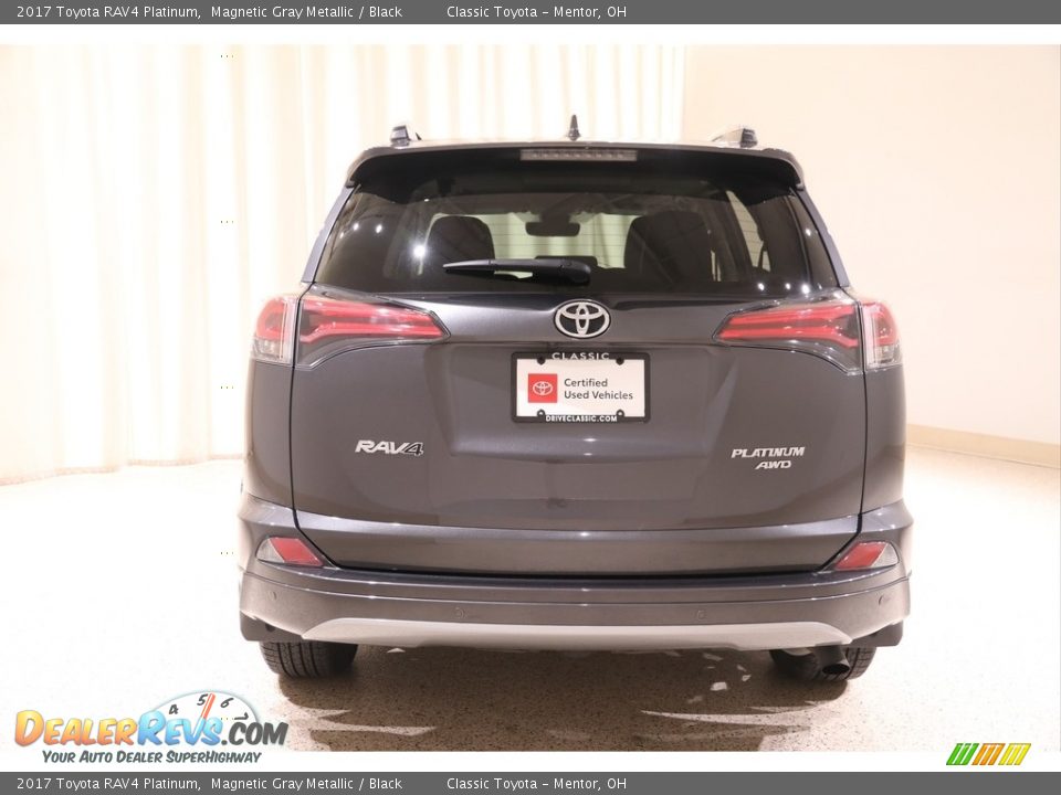 2017 Toyota RAV4 Platinum Magnetic Gray Metallic / Black Photo #16