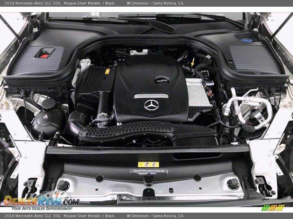 2019 Mercedes-Benz GLC 300 Mojave Silver Metallic / Black Photo #17