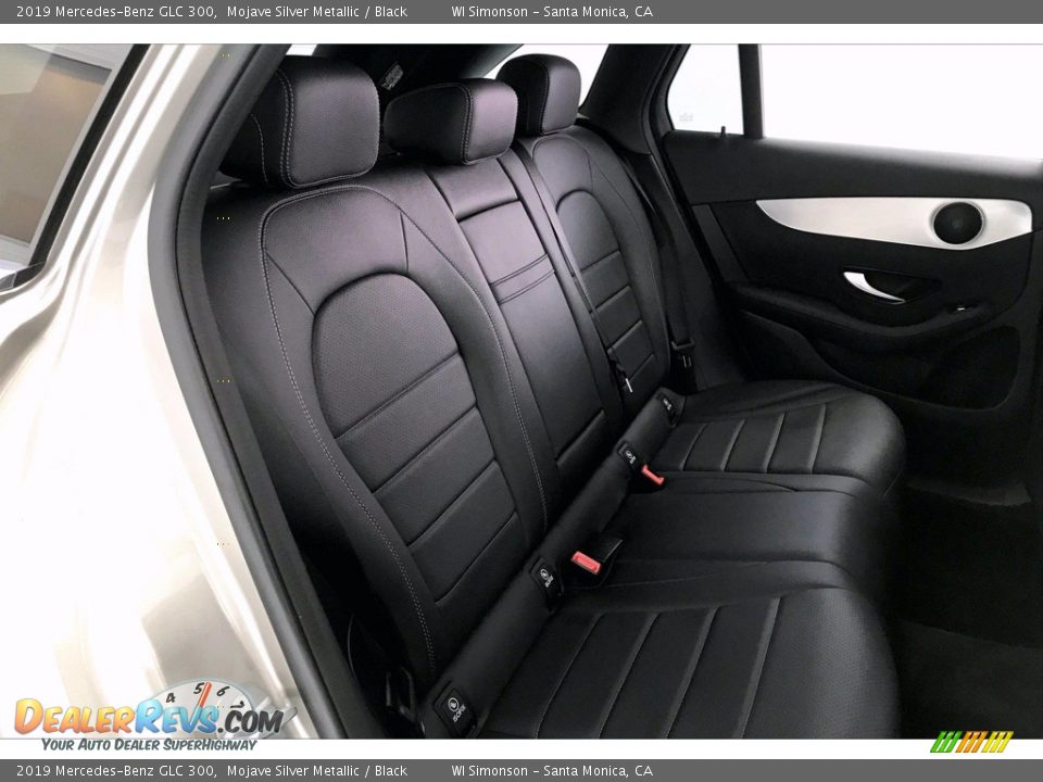 2019 Mercedes-Benz GLC 300 Mojave Silver Metallic / Black Photo #25