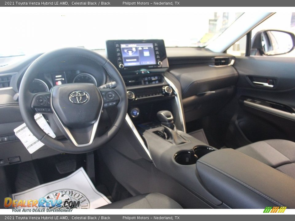 Front Seat of 2021 Toyota Venza Hybrid LE AWD Photo #12