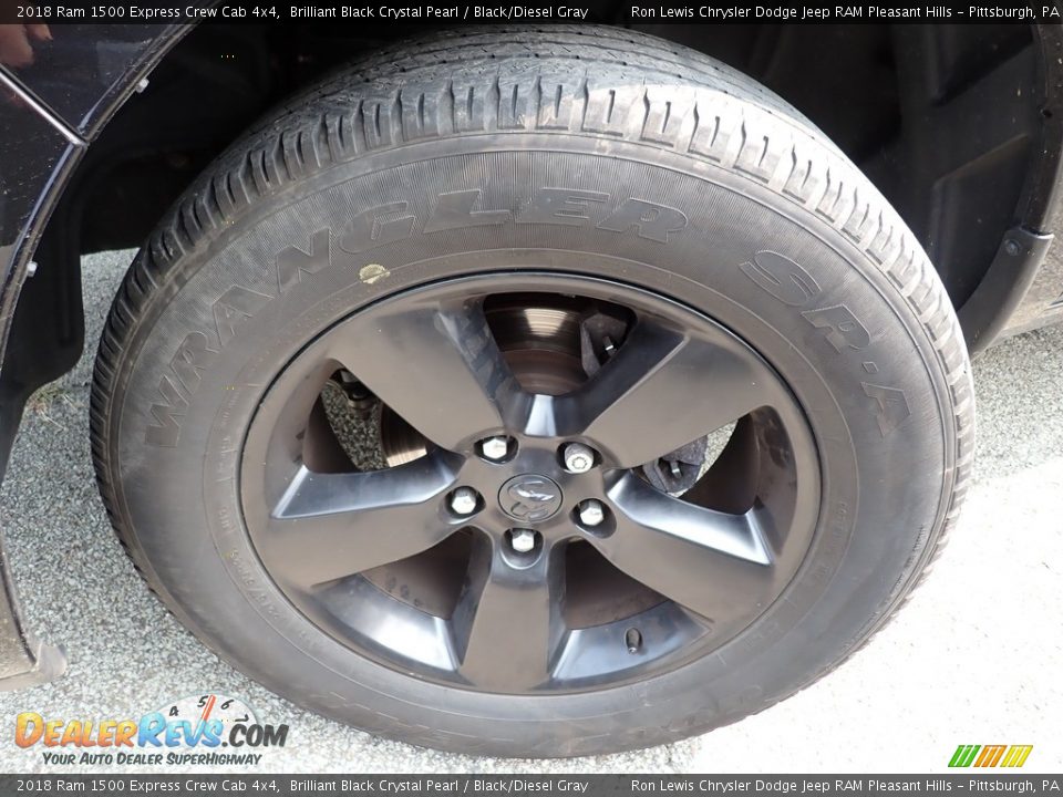 2018 Ram 1500 Express Crew Cab 4x4 Brilliant Black Crystal Pearl / Black/Diesel Gray Photo #2