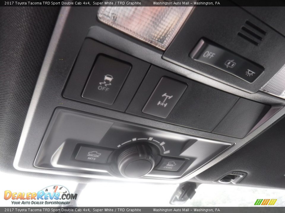 2017 Toyota Tacoma TRD Sport Double Cab 4x4 Super White / TRD Graphite Photo #7