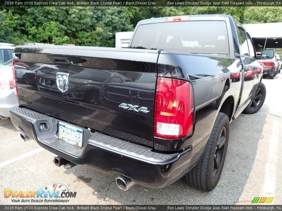 2018 Ram 1500 Express Crew Cab 4x4 Brilliant Black Crystal Pearl / Black/Diesel Gray Photo #4
