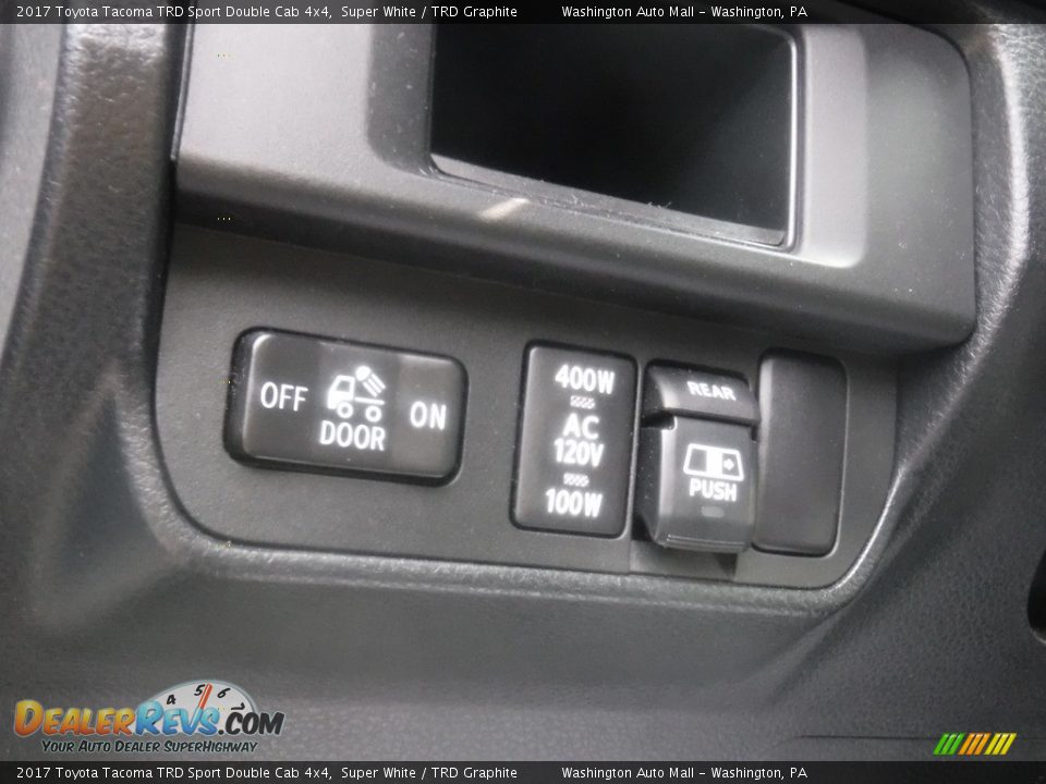 2017 Toyota Tacoma TRD Sport Double Cab 4x4 Super White / TRD Graphite Photo #22
