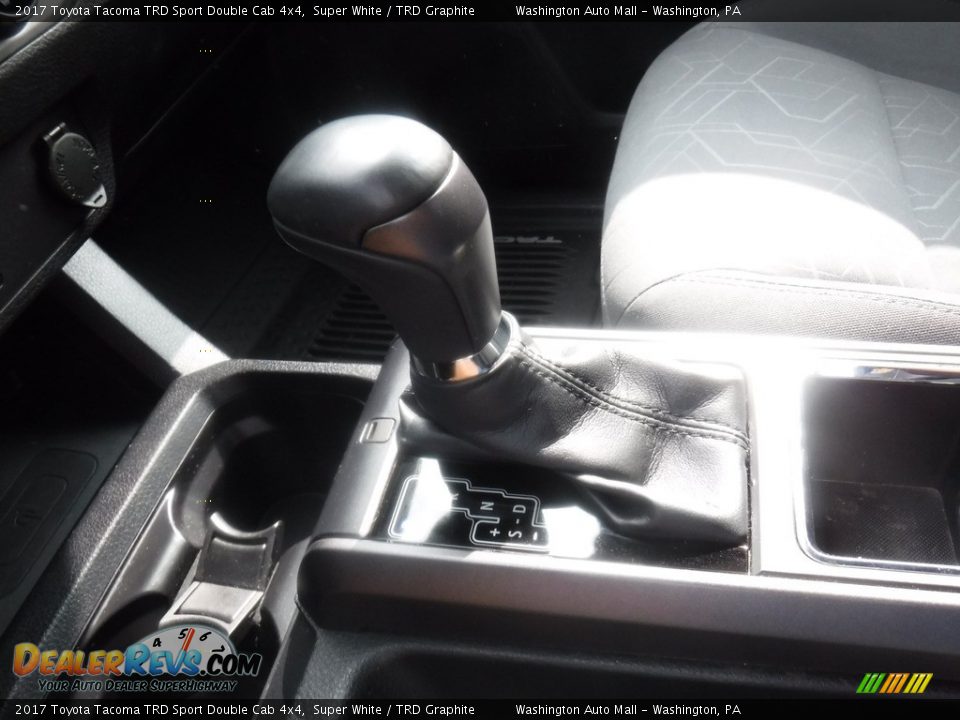 2017 Toyota Tacoma TRD Sport Double Cab 4x4 Super White / TRD Graphite Photo #24